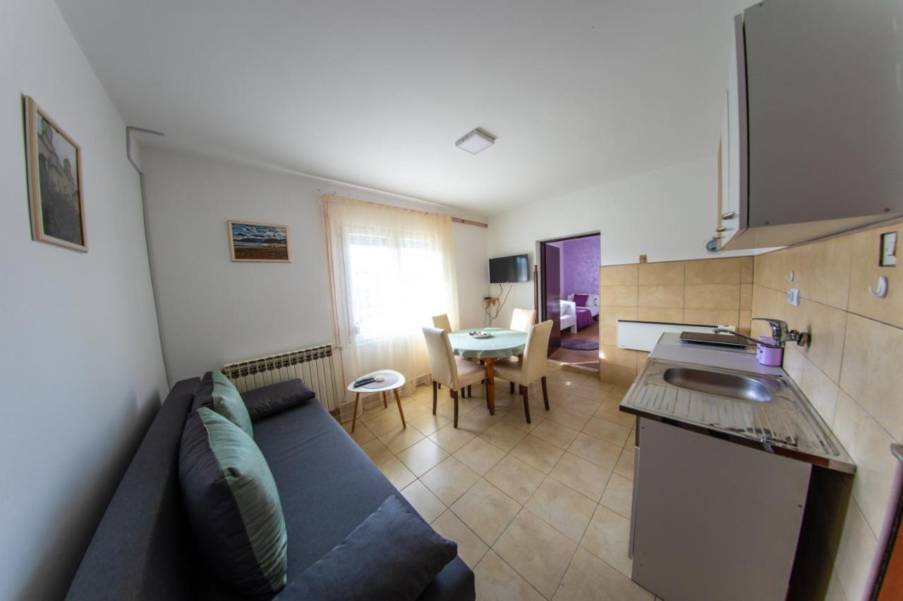 Apartman Kokin Brod エクステリア 写真