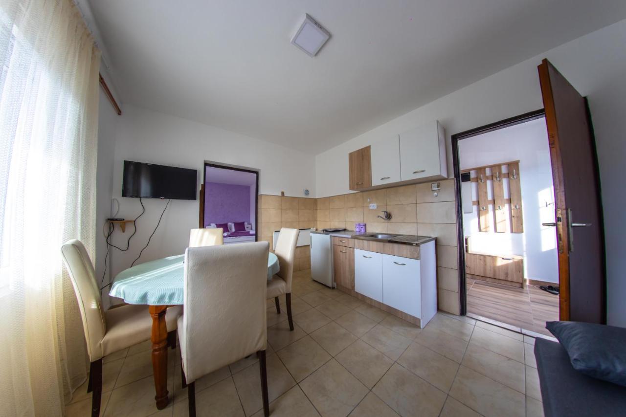 Apartman Kokin Brod エクステリア 写真